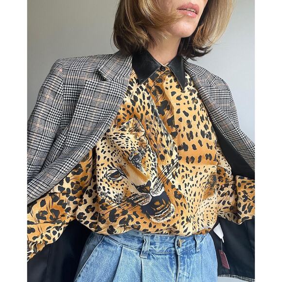 Vintage Silk Leopaed Print Button Down Shirt Long Sleeves Blouse - Picture 9 of 9